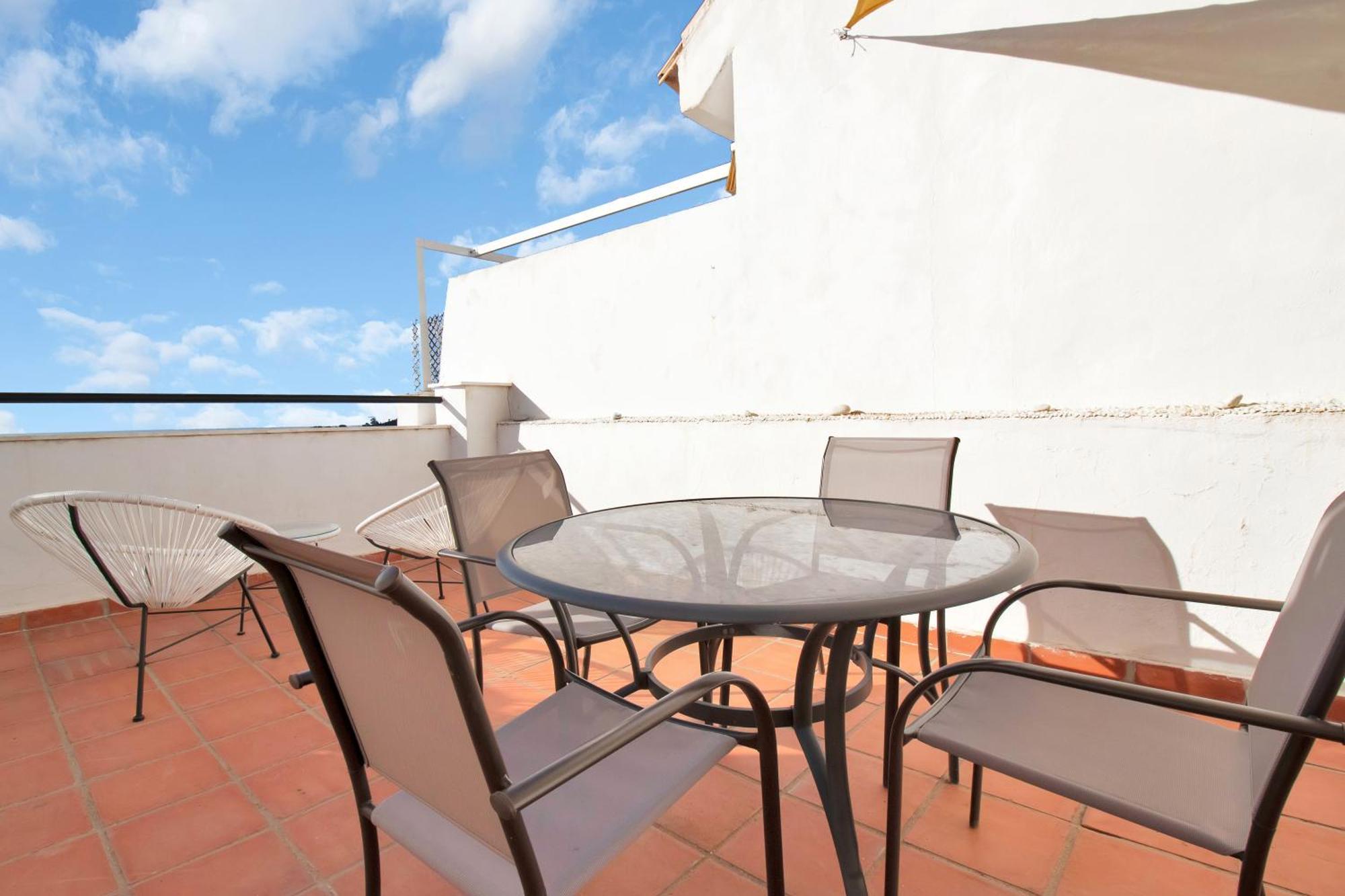 Duplex Estilo Boho Con Increible Terraza Y Vistas Al Mar En Estepona - Las Abejeras 609 Lägenhet Exteriör bild