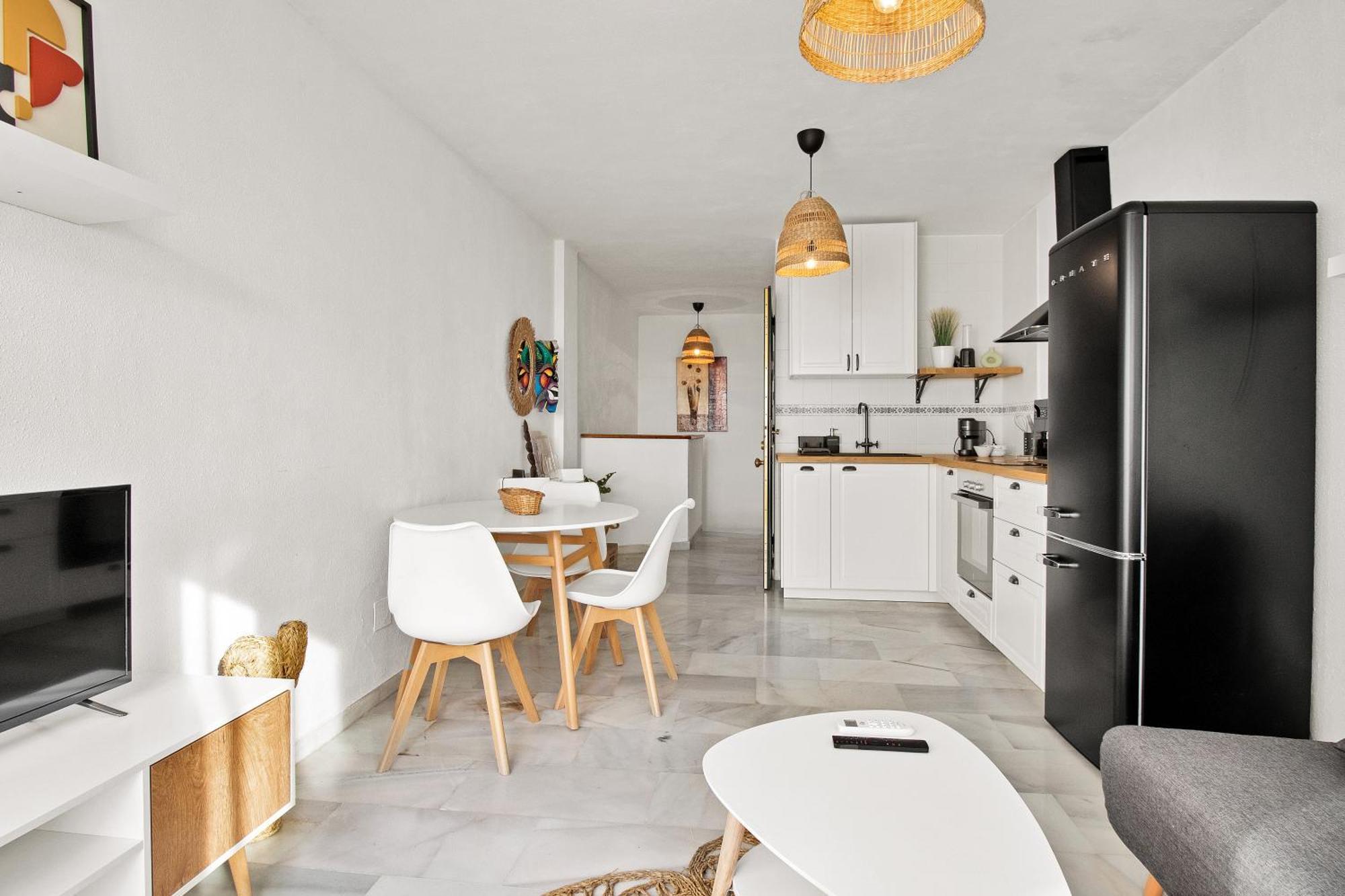 Duplex Estilo Boho Con Increible Terraza Y Vistas Al Mar En Estepona - Las Abejeras 609 Lägenhet Exteriör bild