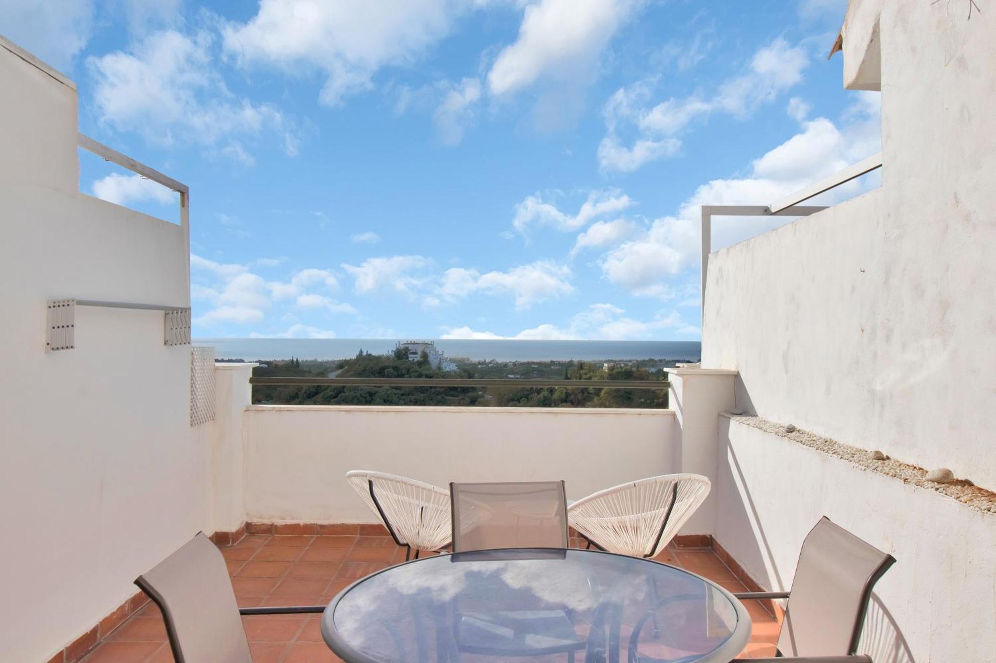 Duplex Estilo Boho Con Increible Terraza Y Vistas Al Mar En Estepona - Las Abejeras 609 Lägenhet Exteriör bild